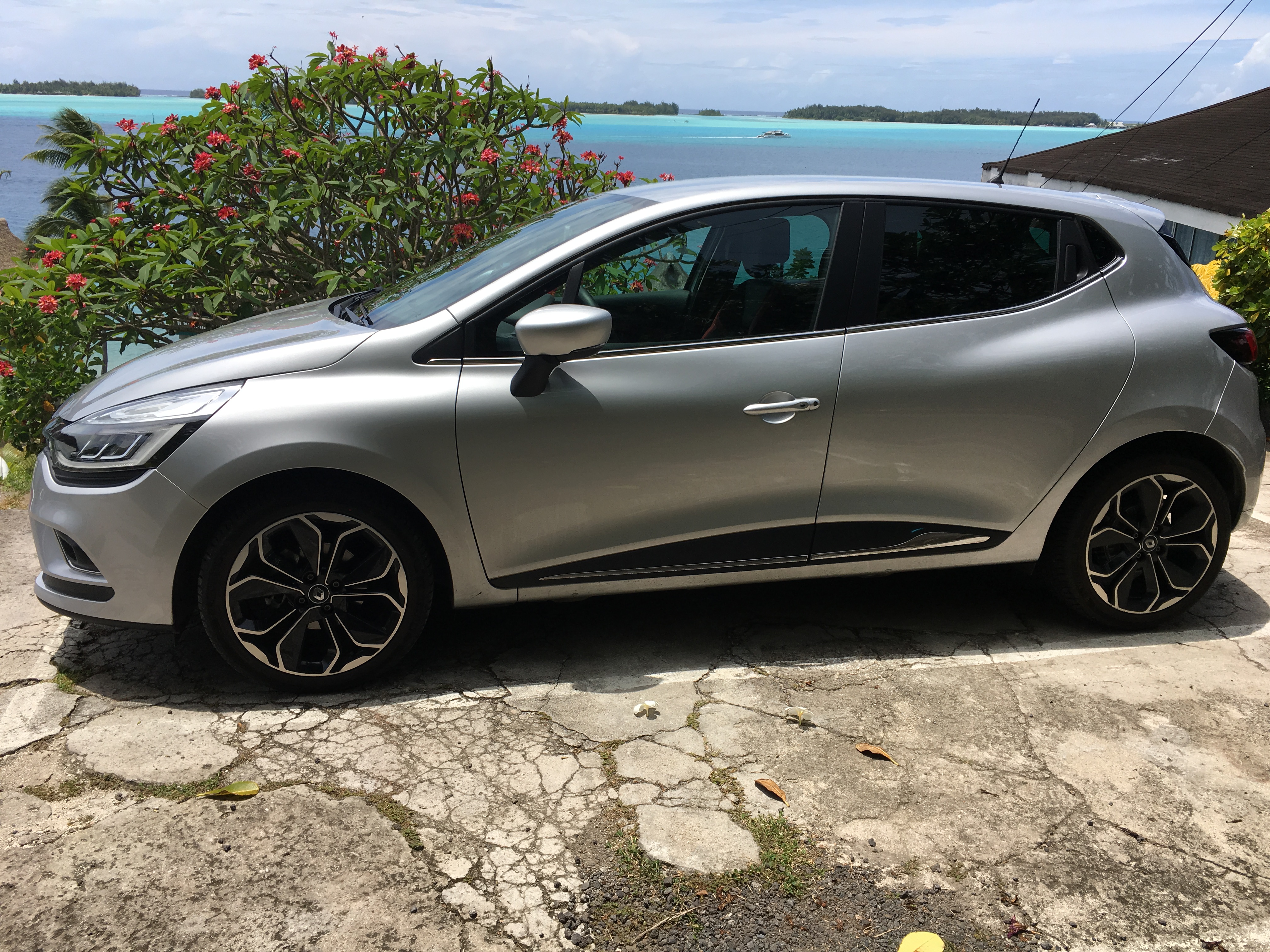 rental car available with vacation rental bora bora Here
